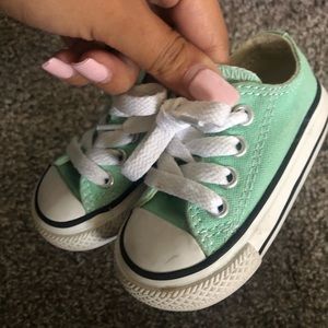 Size 3 mint converse